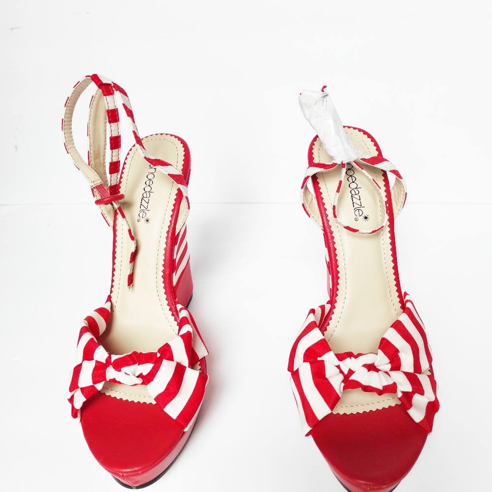 Shoe Dazzle Wedges